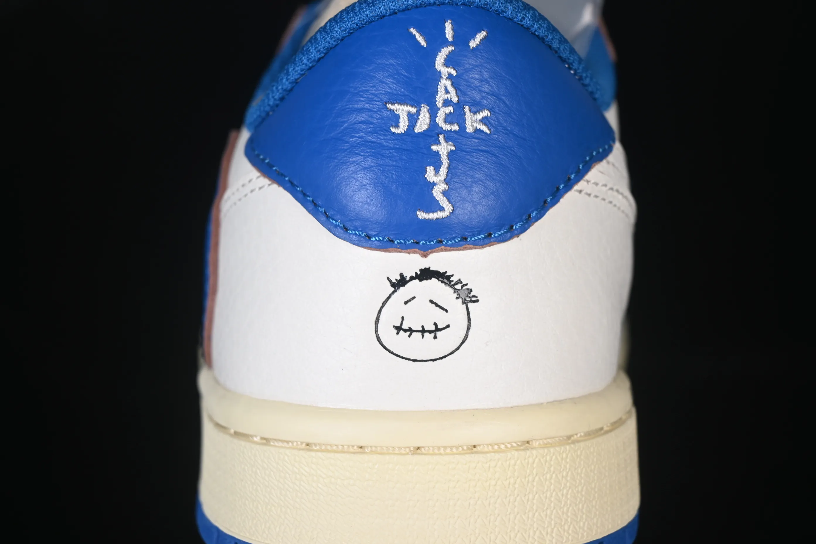 All categories Air Jordan Jordan series basketball shoes Air Jordan 1 Low Travis Scott x Air Jordan 1 Low OG AJ1 Joe 1 undercut low DM7866-104